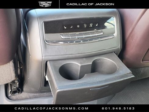 Used 2024 Cadillac Escalade ESV Sport Platinum w/ LPO, ONYX Package AWD/4WD image 24