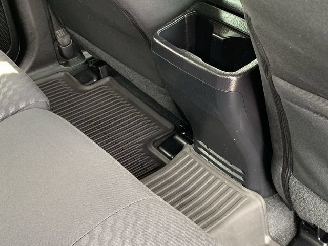 Certified 2022 Toyota Tacoma SR5 AWD/4WD image 35
