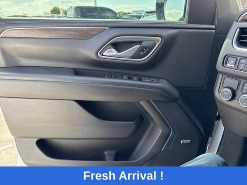 Used 2022 Chevrolet Tahoe LT w/ Luxury Package image 7