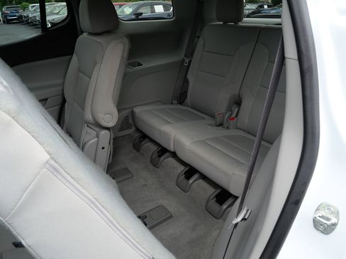 Used 2021 GMC Acadia SLE w/ Driver Convenience Package AWD/4WD image 33