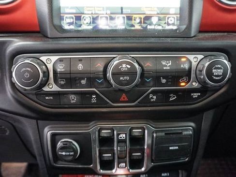 Used 2020 Jeep Wrangler Unlimited Rubicon AWD/4WD image 18