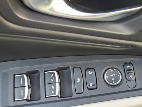 Used 2023 Honda Accord EX image 14