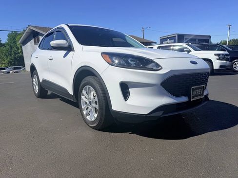 Used 2021 Ford Escape SE w/ Cold Weather Package AWD/4WD image 7