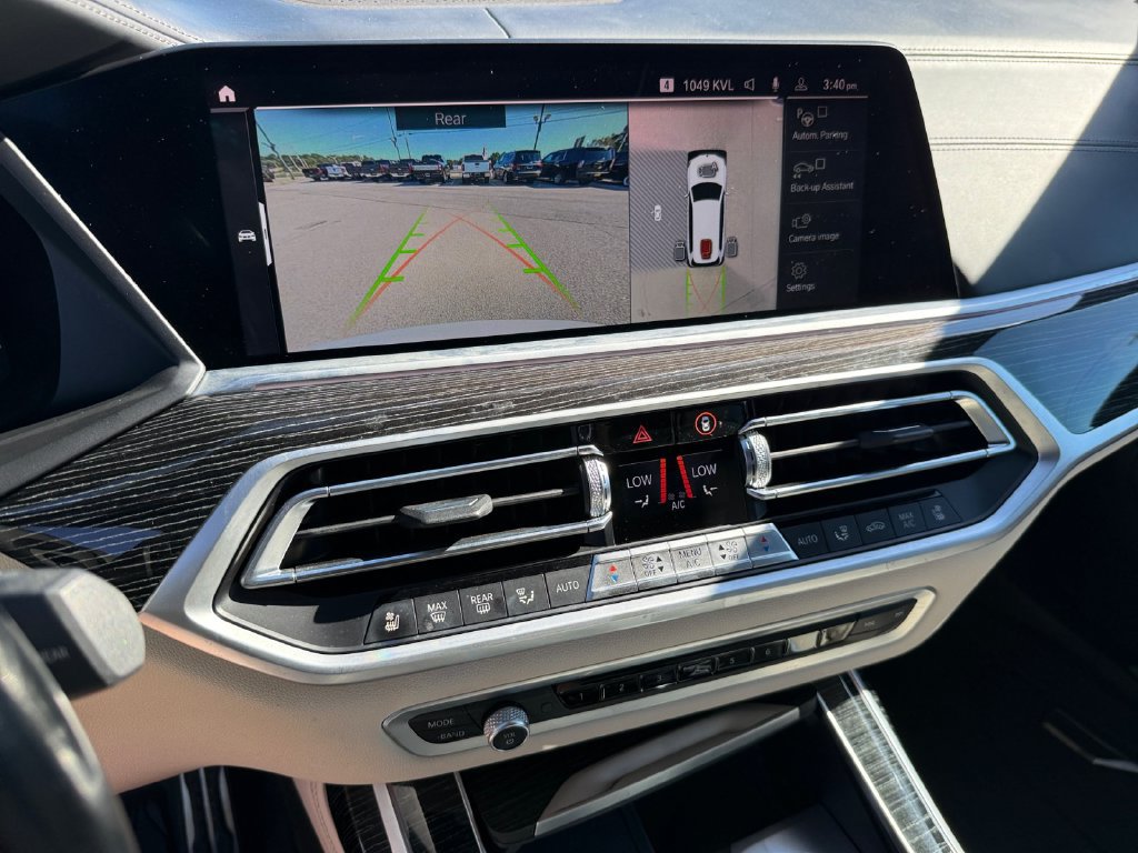 Used 2022 BMW X7 M50i AWD/4WD image 19