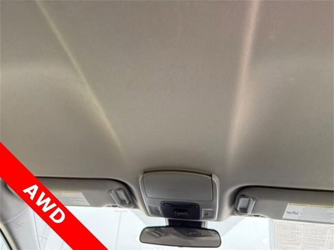 Used 2024 Toyota Camry SE image 15