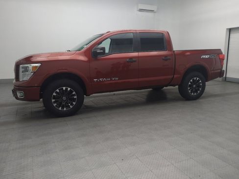 Used 2019 Nissan Titan PRO-4X AWD/4WD image 2