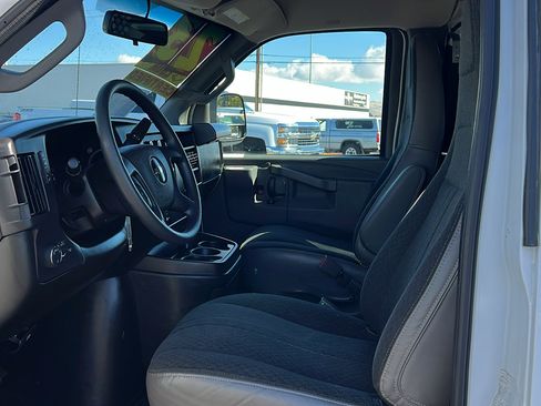 Certified 2023 Chevrolet Express 2500 w/ Driver Convenience Package image 27