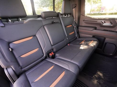 Used 2023 GMC Sierra 1500 AT4 w/ AT4 Premium Package AWD/4WD image 29