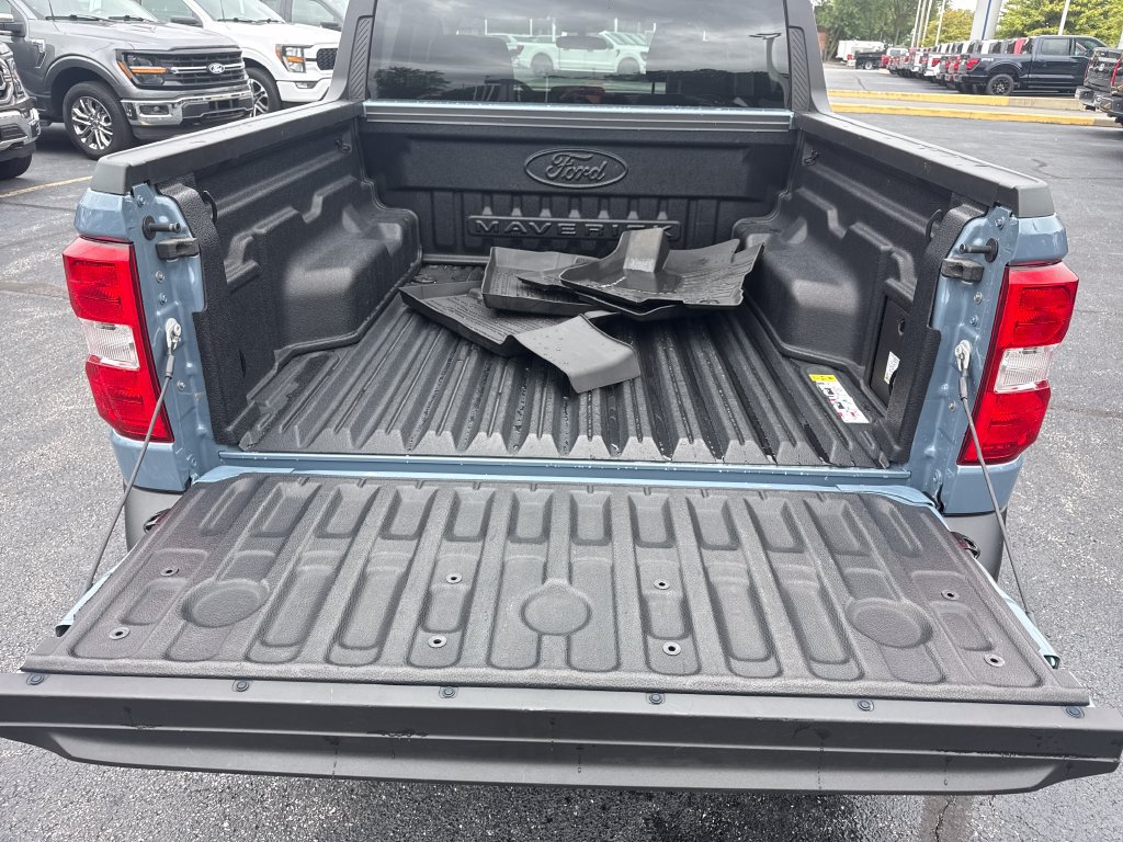 Used 2025 Ford Maverick XLT w/ Equipment Group 301A AWD/4WD image 12