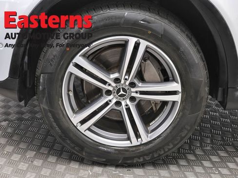 Used 2020 Mercedes-Benz GLC 300 4MATIC image 34