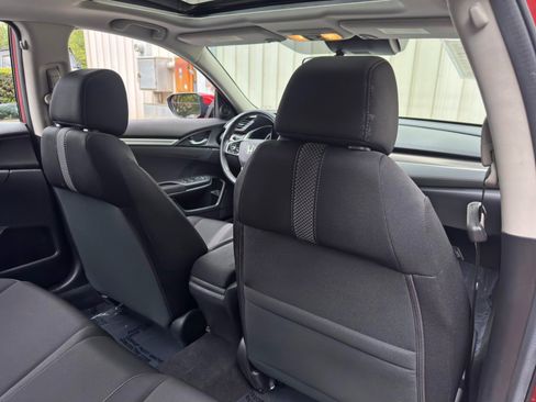 Used 2019 Honda Civic EX image 32