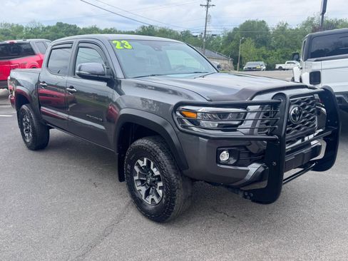 Used 2023 Toyota Tacoma TRD Off-Road AWD/4WD image 1
