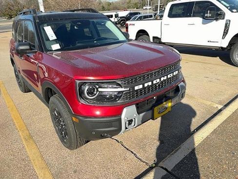 New 2025 Ford Bronco Sport Badlands image 12