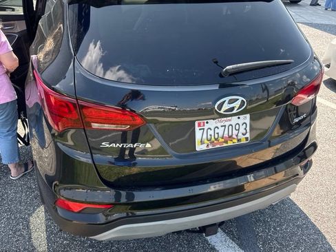 Used 2018 Hyundai Santa Fe Sport FWD image 4