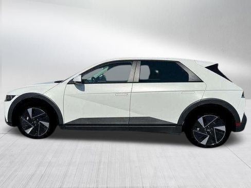 New 2026 Hyundai Ioniq 5 SEL RWD image 3