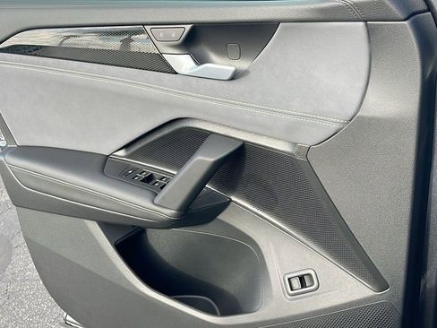 New 2026 Volkswagen Tiguan SE image 25