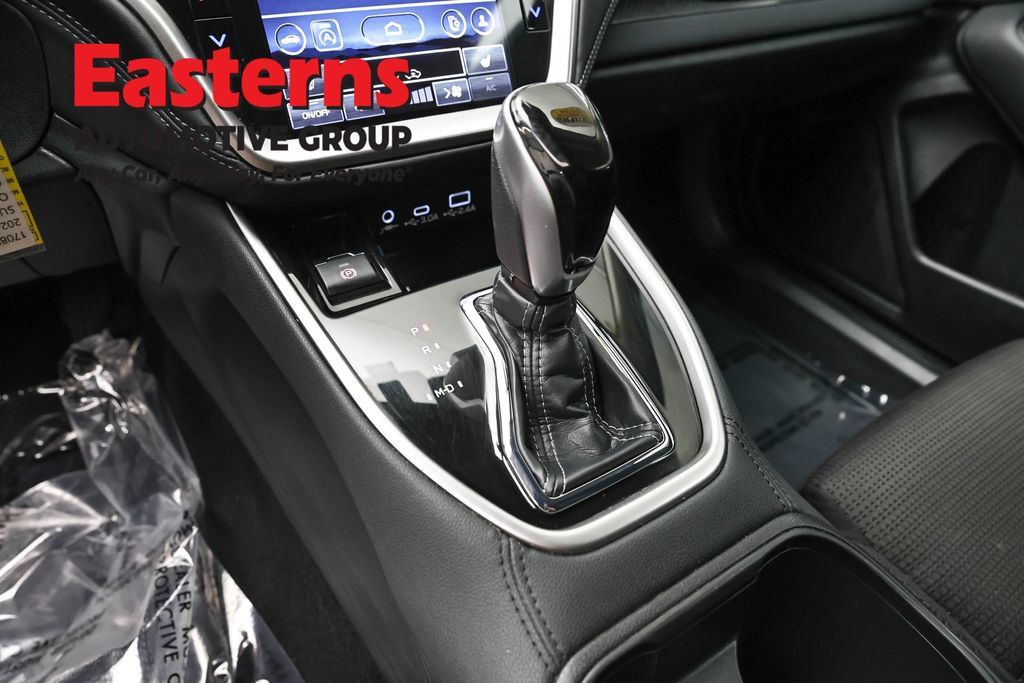 Used 2024 Subaru Outback Premium AWD/4WD image 22