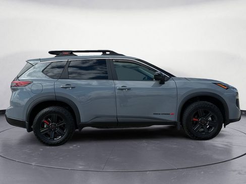 Used 2025 Nissan Rogue SV w/ Rock Creek Premium Package image 21