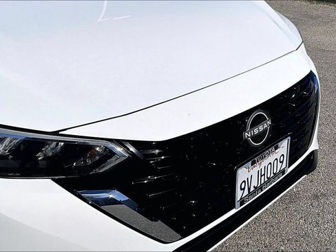 Used 2025 Nissan Sentra SV w/ All-Weather Package FWD image 33