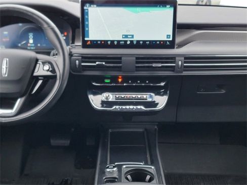 Certified 2023 Lincoln Corsair Reserve w/ Equipment Group 201A image 27