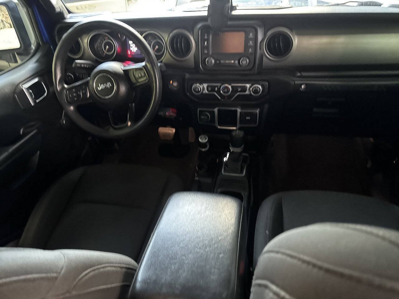Used 2018 Jeep Wrangler Unlimited Sport AWD/4WD image 22