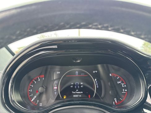 Used 2023 Dodge Durango SXT Launch Edition image 15