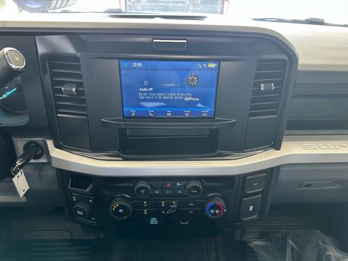 New 2026 Ford F250 XL w/ XL Chrome Package image 32