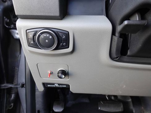 Used 2021 Ford F350 XL image 45