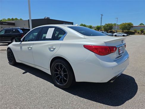 Used 2017 INFINITI Q50 Red Sport 400 AWD/4WD image 5
