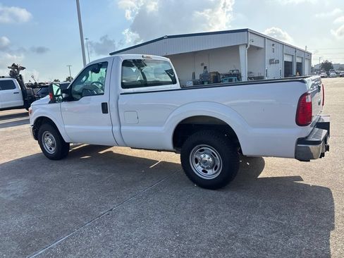 Used 2016 Ford F250 XL w/ Power Equipment Group RWD image 8