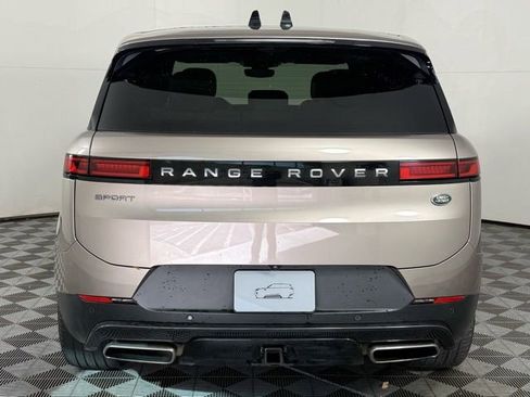 Used 2023 Land Rover Range Rover Sport SE image 7