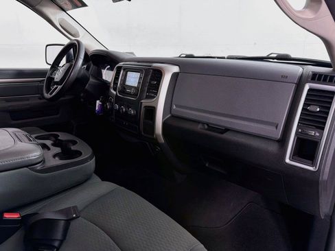 Used 2016 RAM 1500 Classic SLT AWD/4WD image 29