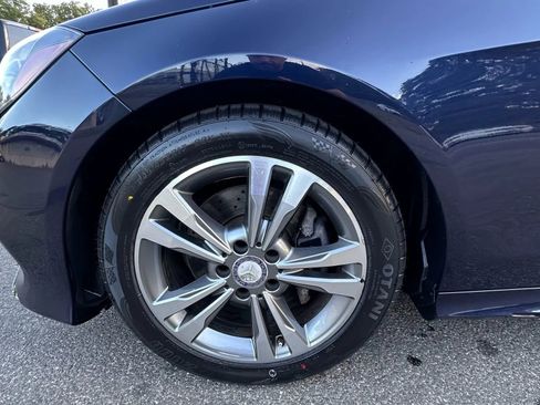 Used 2016 Mercedes-Benz E 350 4MATIC Sedan image 10