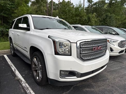 Used 2018 GMC Yukon SLT w/ Open Road Package AWD/4WD image 4