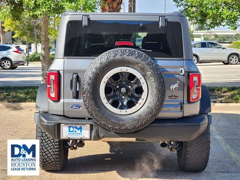 Used 2023 Ford Bronco Badlands image 7