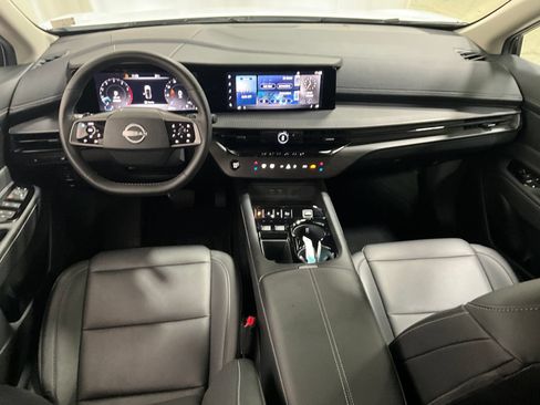 Used 2025 Nissan Murano SV AWD/4WD image 15