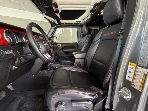 Used 2019 Jeep Wrangler Unlimited Rubicon AWD/4WD image 5