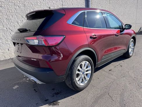 Certified 2021 Ford Escape SE image 5