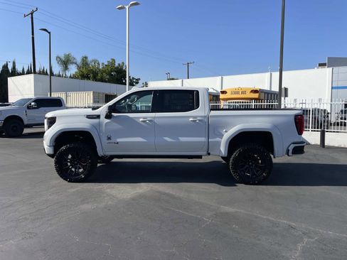 New 2025 GMC Sierra 1500 AT4 w/ AT4 Premium Package image 8