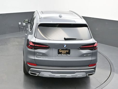 New 2026 BMW X5 sDrive40i image 42