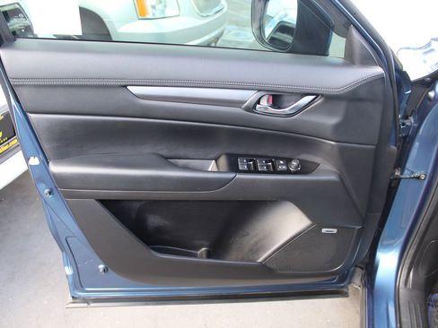 Used 2018 MAZDA CX-5 Touring w/ Preferred Equipment Package image 19