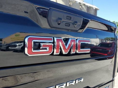 New 2026 GMC Sierra 3500 AT4 AWD/4WD image 7