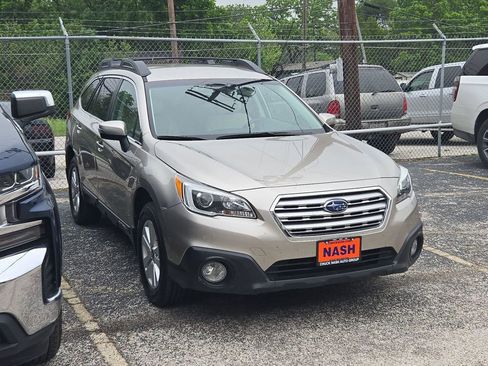 Used 2015 Subaru Outback 2.5i Premium AWD/4WD image 1