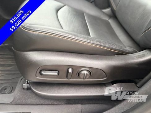 Used 2018 Chevrolet Equinox Premier FWD image 15