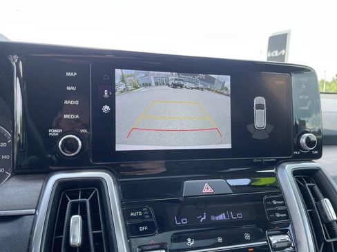 Certified 2023 Kia Sorento EX w/ Panoramic Sunroof Package FWD image 13