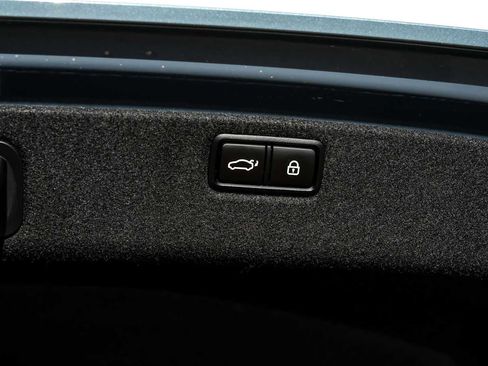 Used 2018 Genesis G80 3.3T Sport image 56