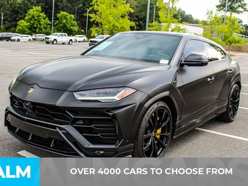 Used 2020 Lamborghini Urus AWD/4WD image 3