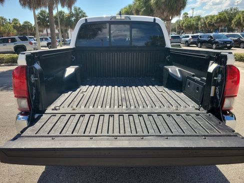 Used 2023 Toyota Tacoma SR5 w/ SR5 Appearance Package RWD image 7