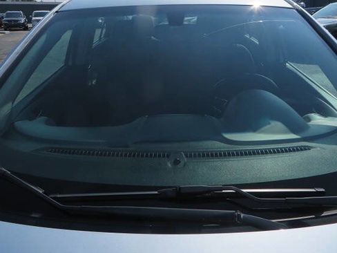 Used 2017 Chevrolet Sonic LT w/ Convenience Package image 31