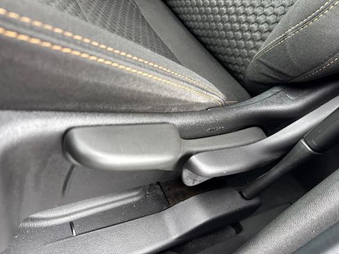 Used 2019 GMC Terrain SLE FWD image 13